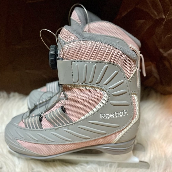 REEBOK Pink & Grey Twist to Tie Figure Skates Size 6 US Women’s / 4.5 Youth - Picture 4 of 5